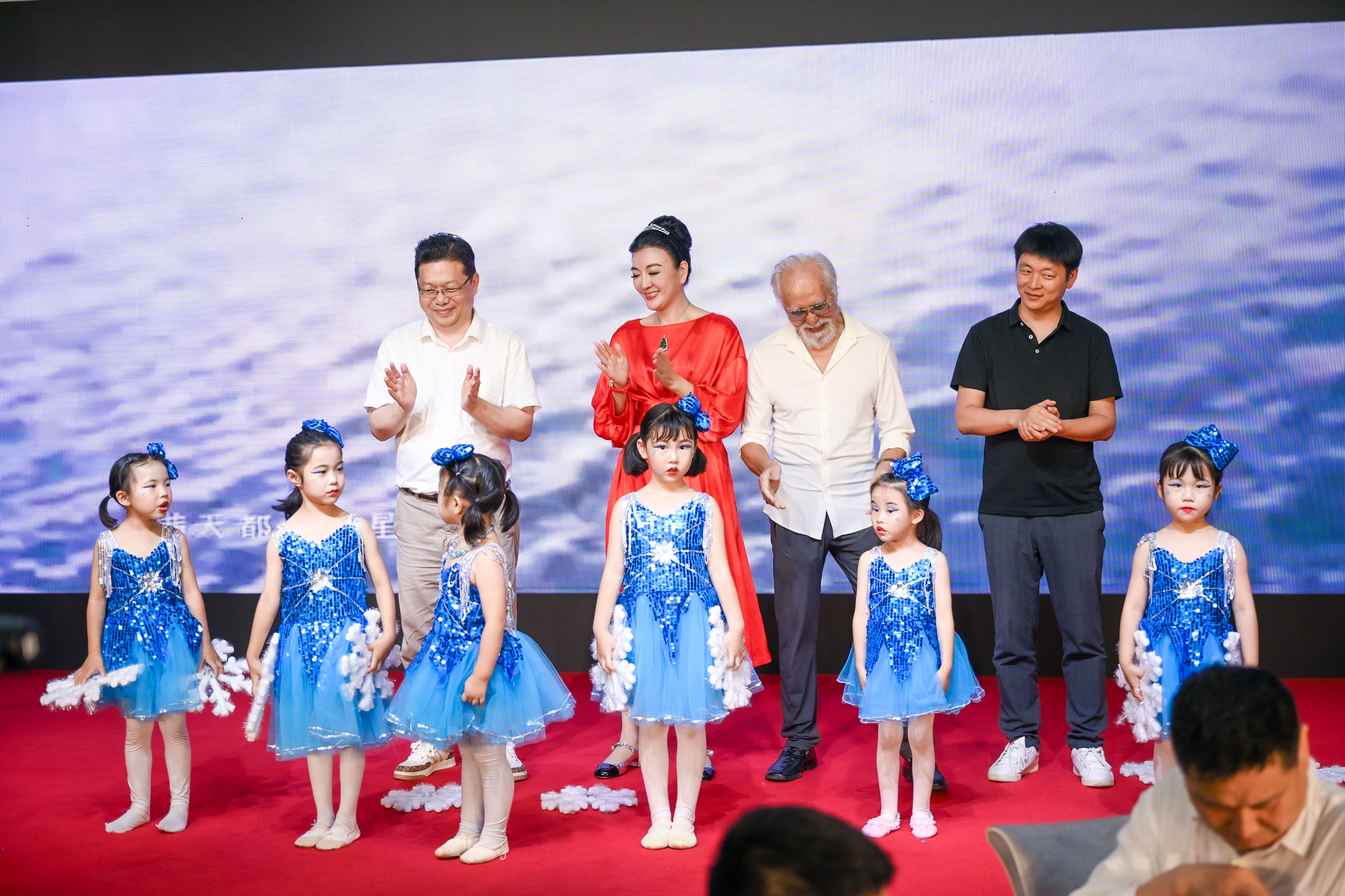 极悦娱乐 68a42
